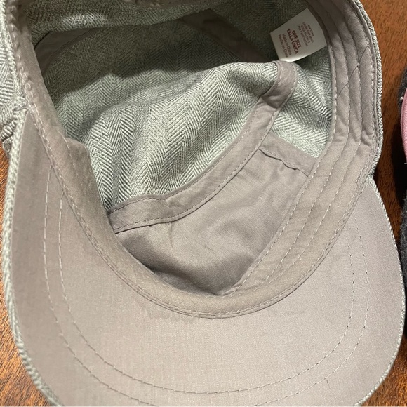 Set 2 Cap/Hats 1 Stormy Kromer Petal Pusher Cap Wool Blend 2 Gray Herringbone - Picture 16 of 16